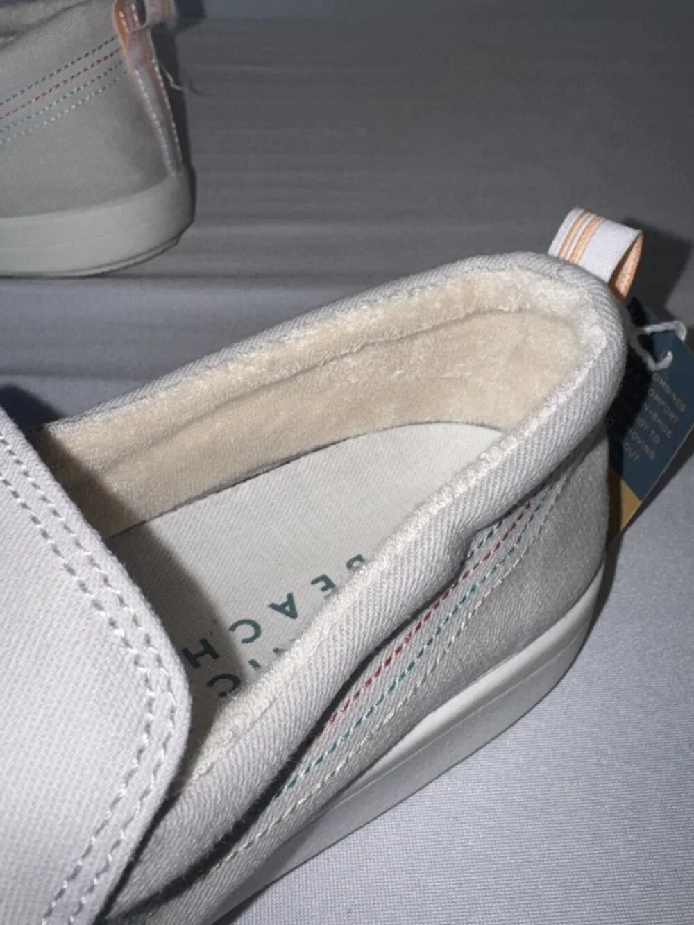 NWT Womens 8.5 Vionic Beach Marshall Black Casual Flats Rainbow Stitching Shoes